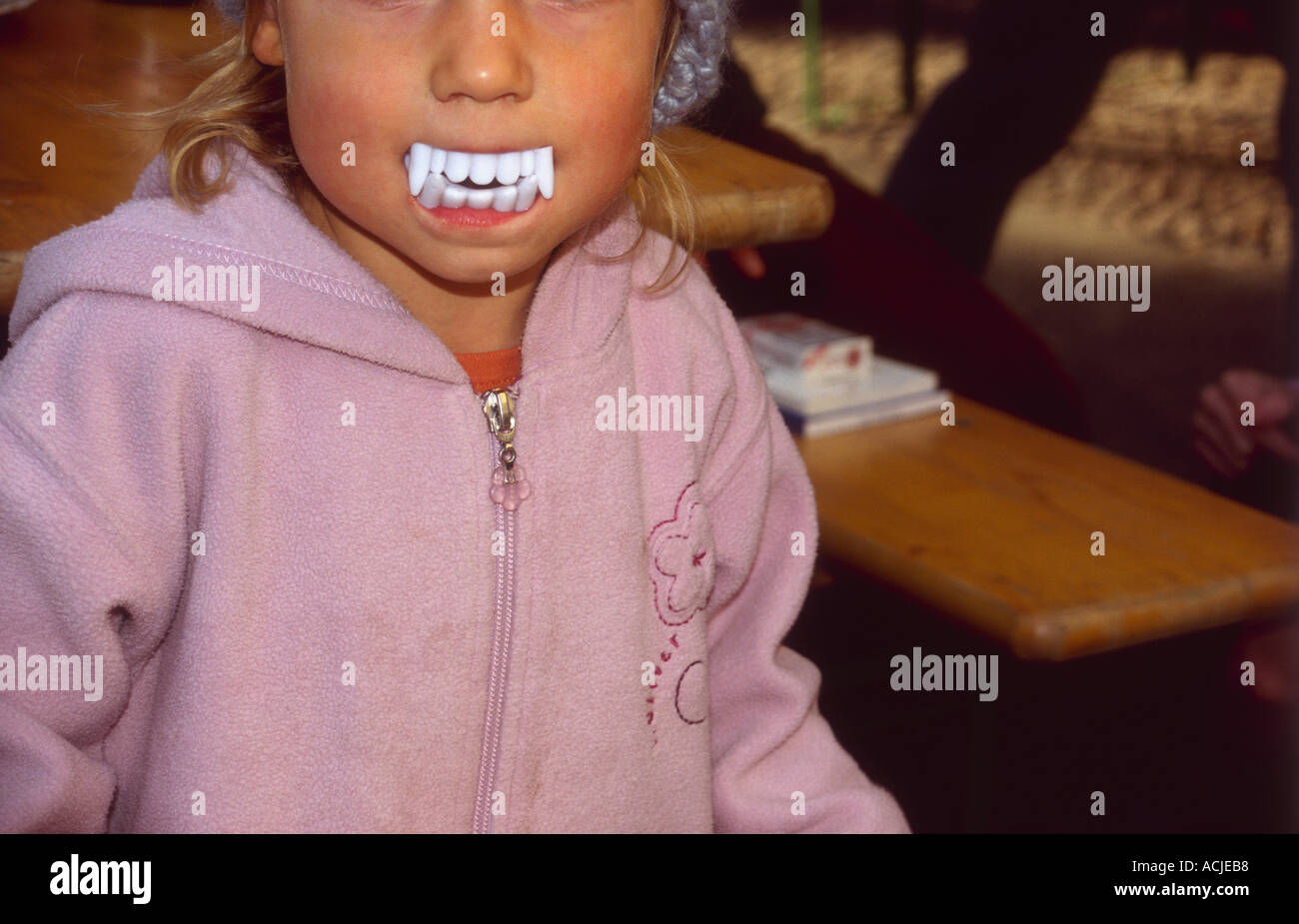 214 Kids Vampire Teeth Stock Photos, High-Res Pictures, and Images - Getty  Images