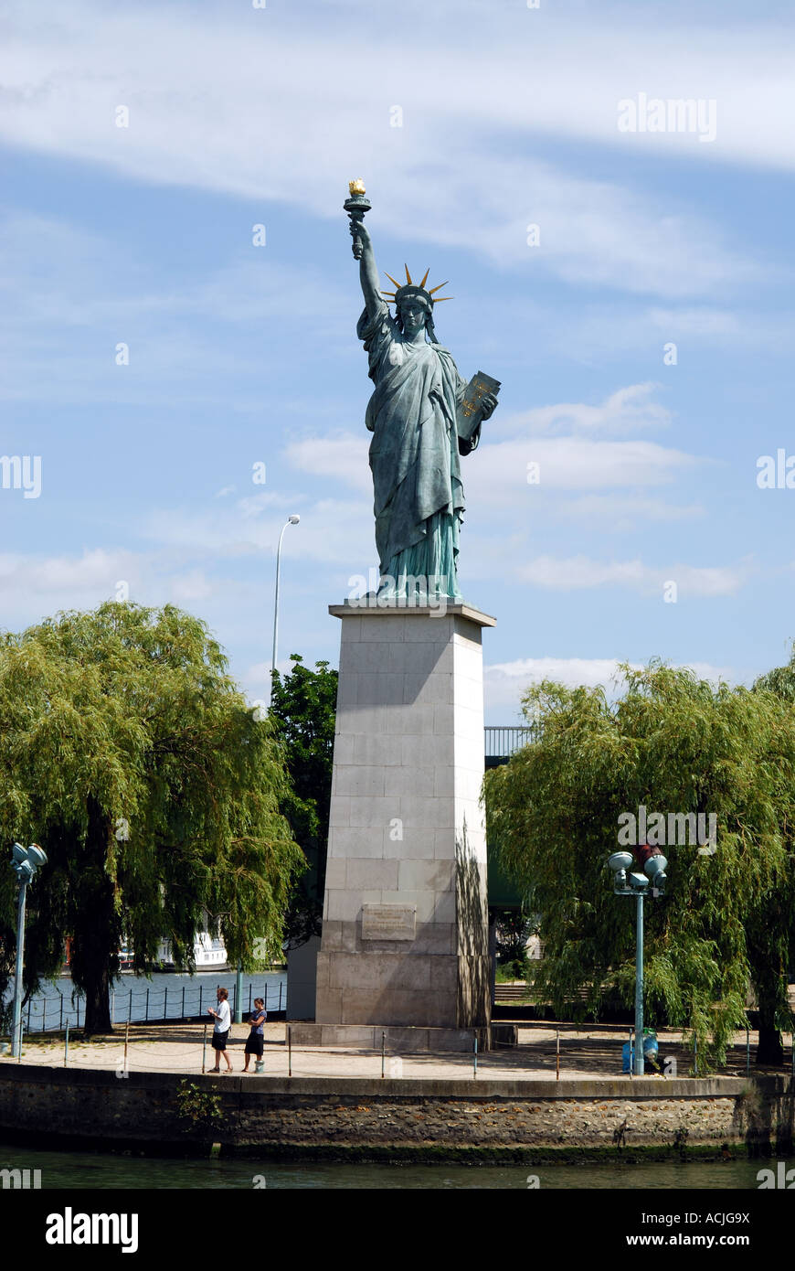 Statue of Liberty Paris Stock Photo Alamy