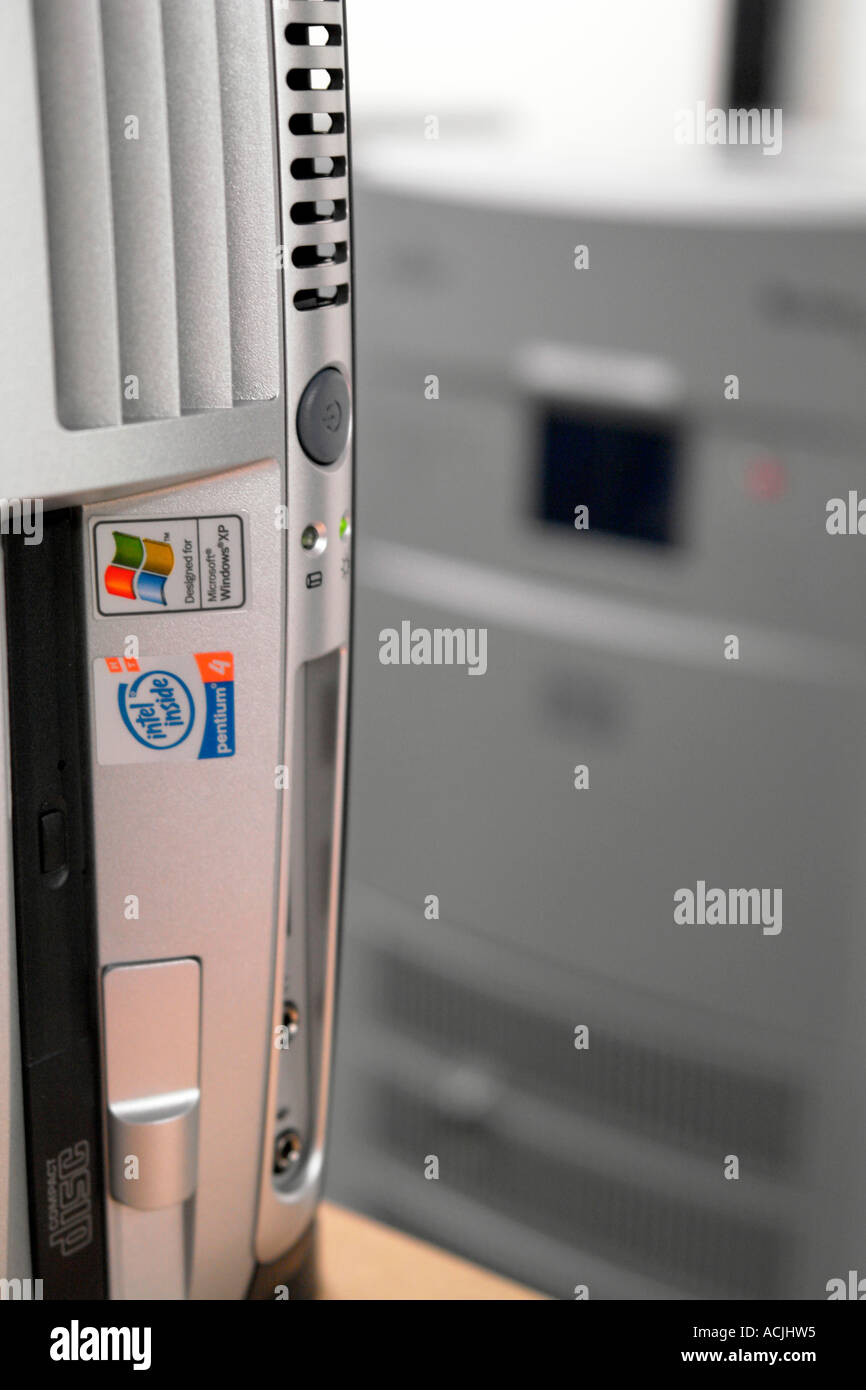 Rack mounted blade servers storage hi-res stock photography and images ...