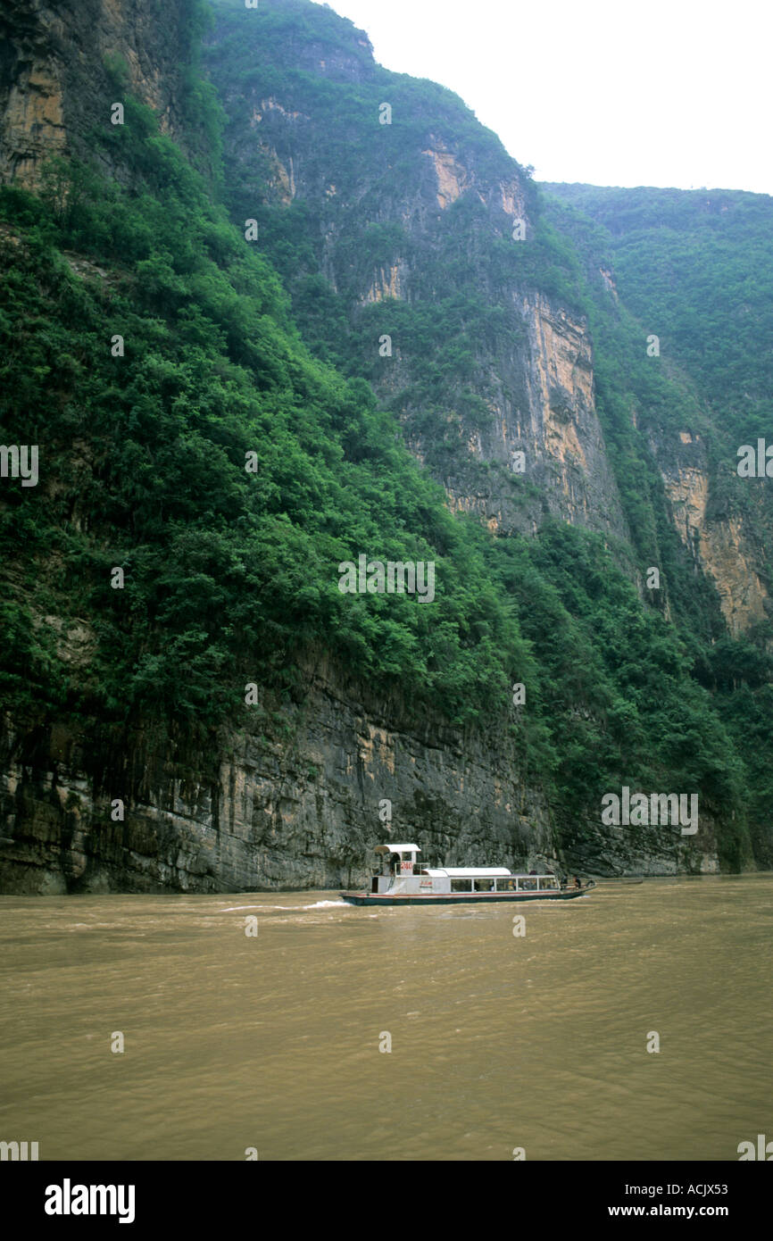 The yangtze river history hi-res stock photography and images - Alamy