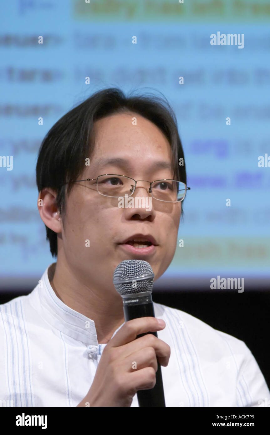 Yat Siu, founder and CEO of Outblaze, China, at the Les Blog conference in  Paris December 2005 on blogging, new media and internet strategy Stock  Photo - Alamy