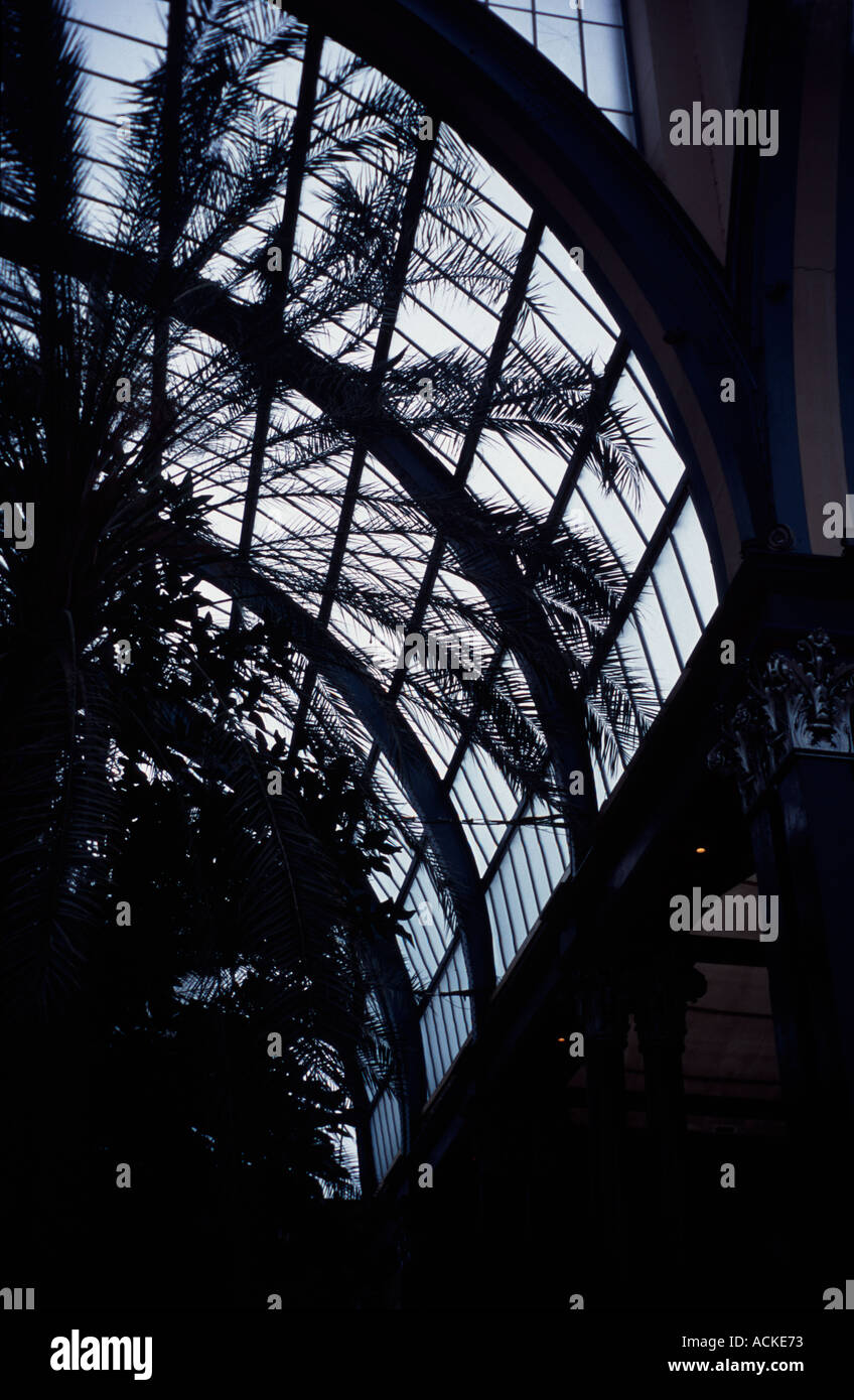 Ally pally hi-res stock photography and images - Page 2 - Alamy