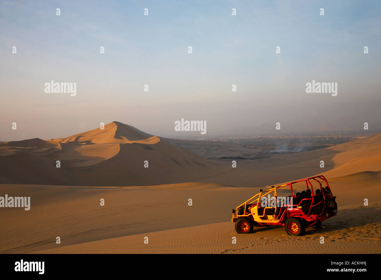 dune buggy desert landscape, Ocucaje Desert, Ica Stock Photo - Alamy