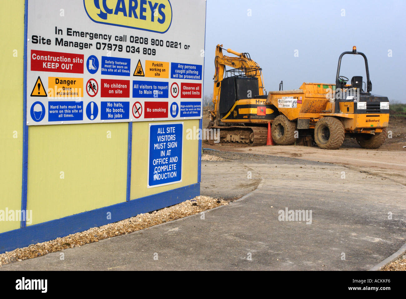 Site entrance and warning signs on a building site in Swindon Stock Photo 4302837 Alamy