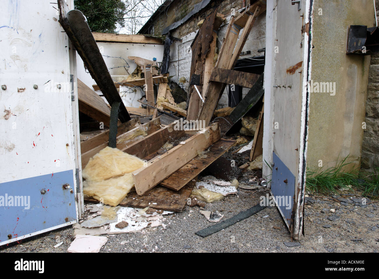 Farmhouse renovation in Swindon Wiltshire Stock Photo - Alamy
