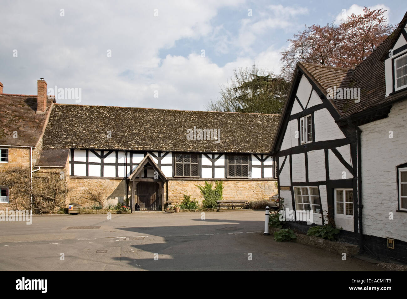 Elmley castle village hires stock photography and images Alamy