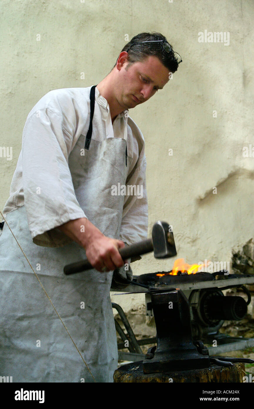 Smith power hammer hi-res stock photography and images - Alamy