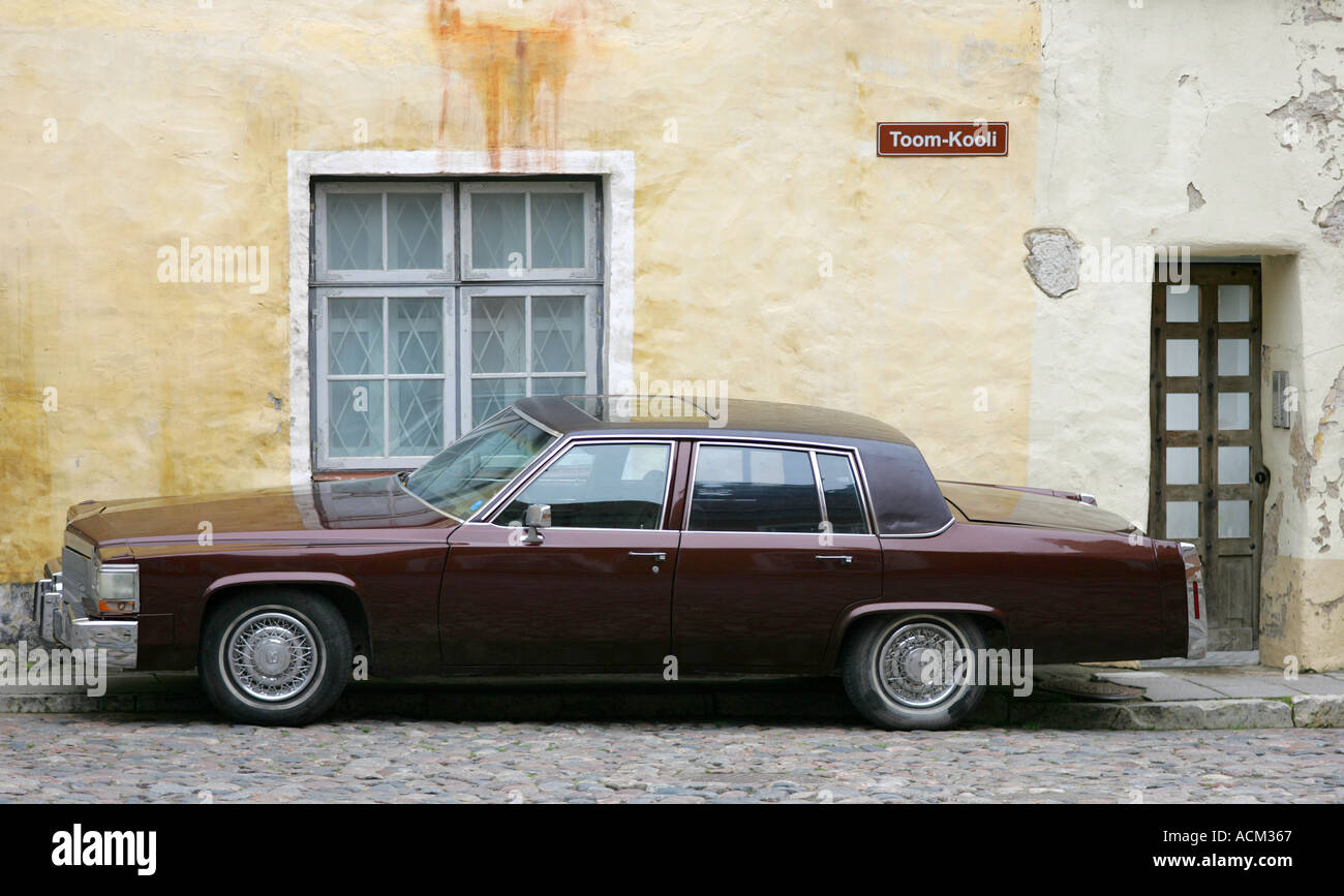 American car parked hi-res stock photography and images - Alamy