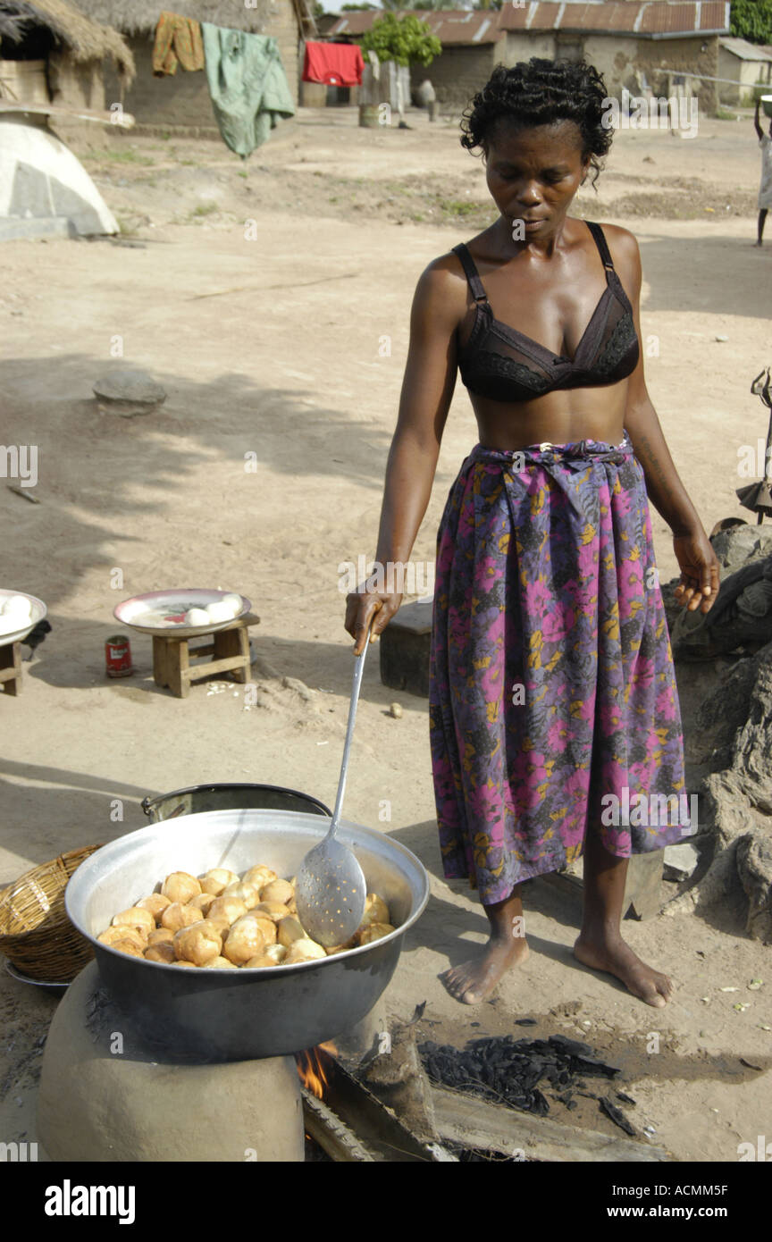 Cooking bean cakes Togo West Africa Stock Photo Alamy