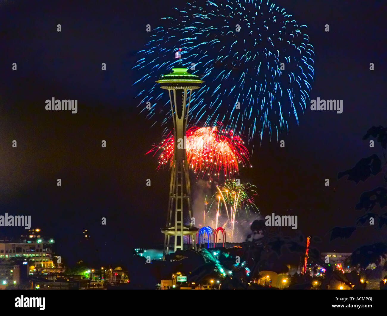 Seattle Fireworks 1 Stock Photo Alamy