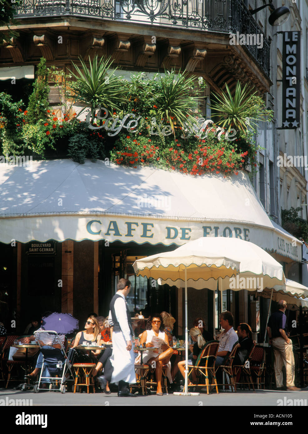 FRANCE PARIS SAINT GERMAIN CAFE DE FLORE  Stock Photo