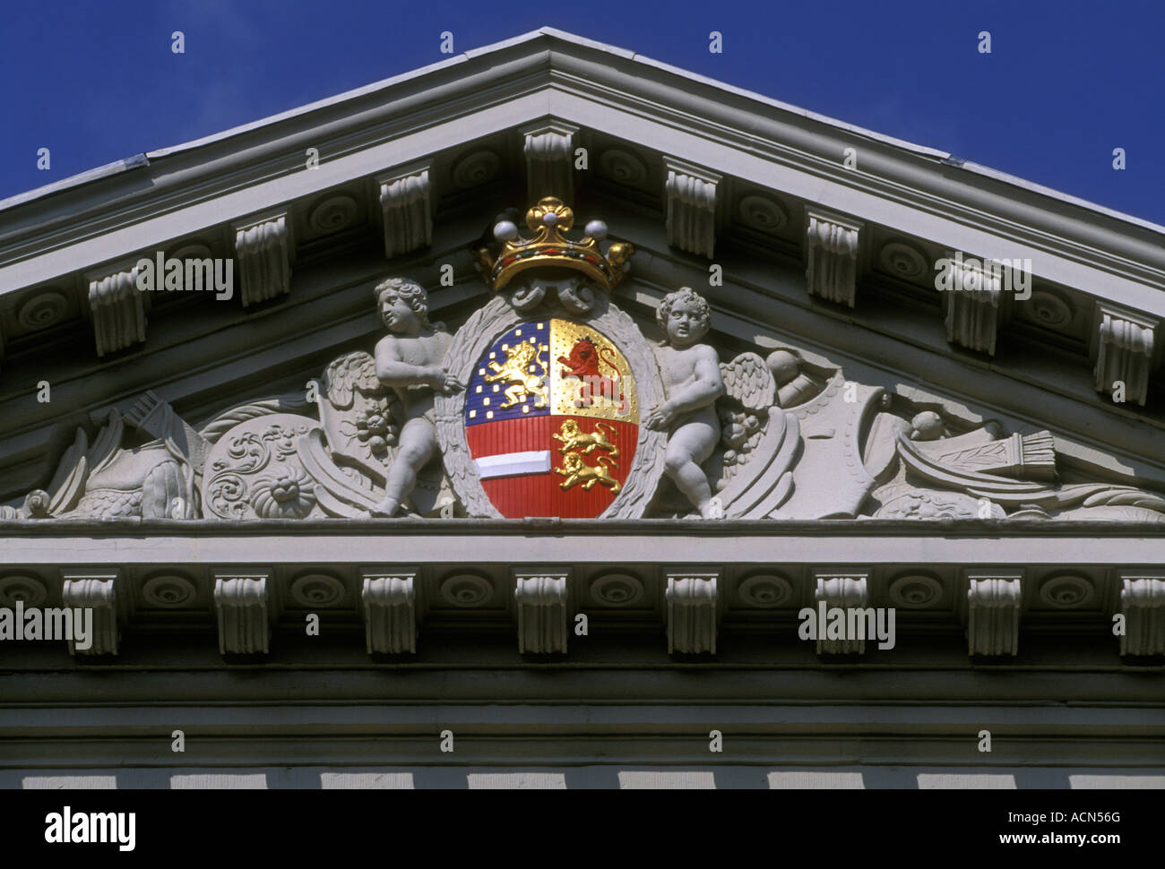 The Maurice House, Maurice House, Mauritshuis, 17th century mansion