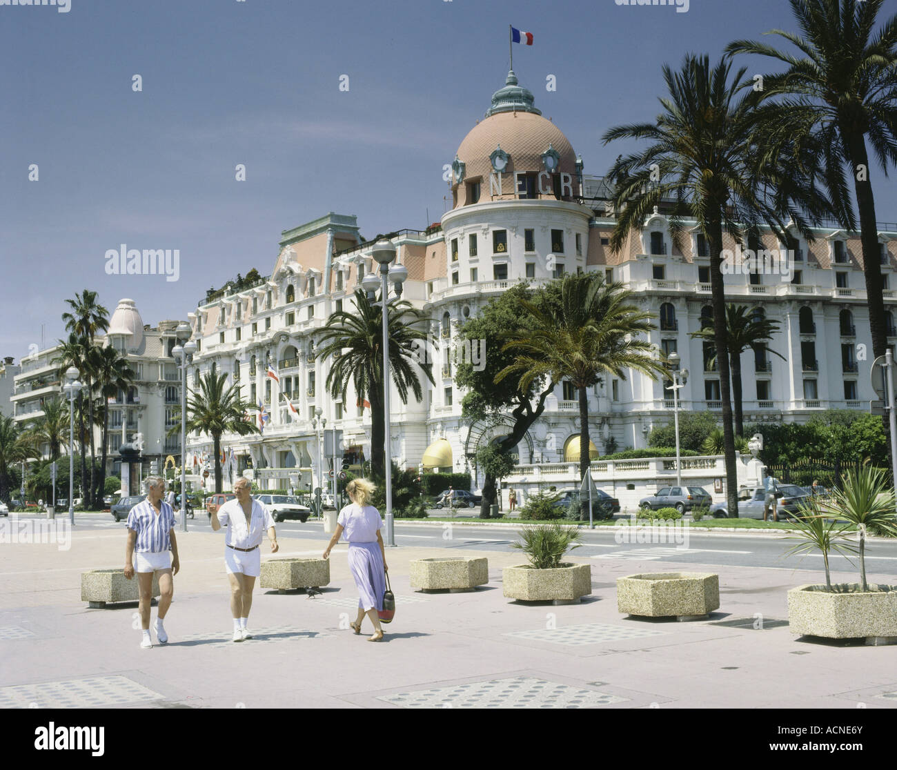 geography / travel, France, Nice, gastronomy, Hotel Negresco with Promenade des Anglais, streets, scene, scenes, Stock Photo