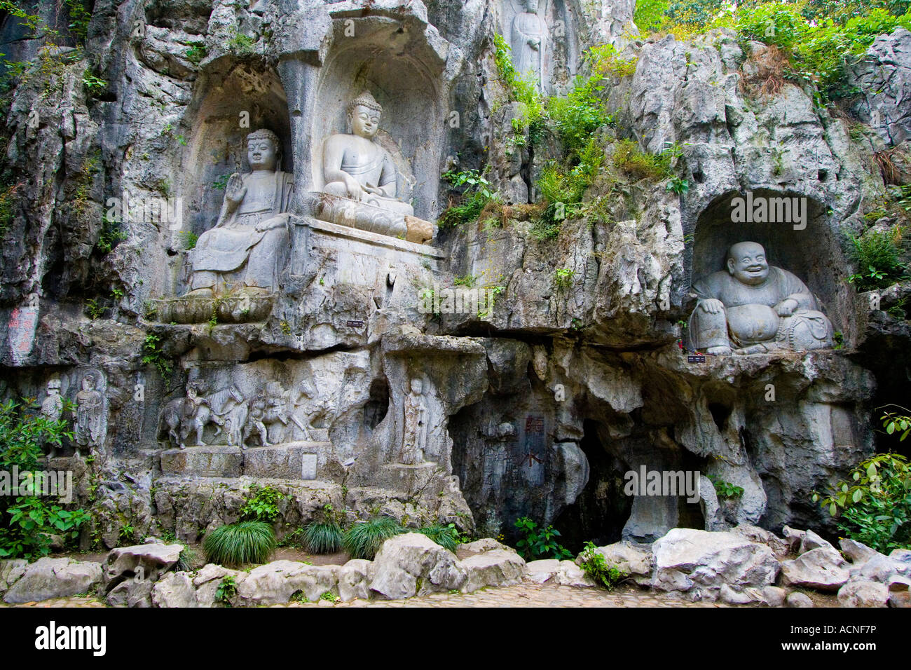 Buddhist Rock Carvings Feilai Peak Lingyin Temple Hangzhou China Stock Photo