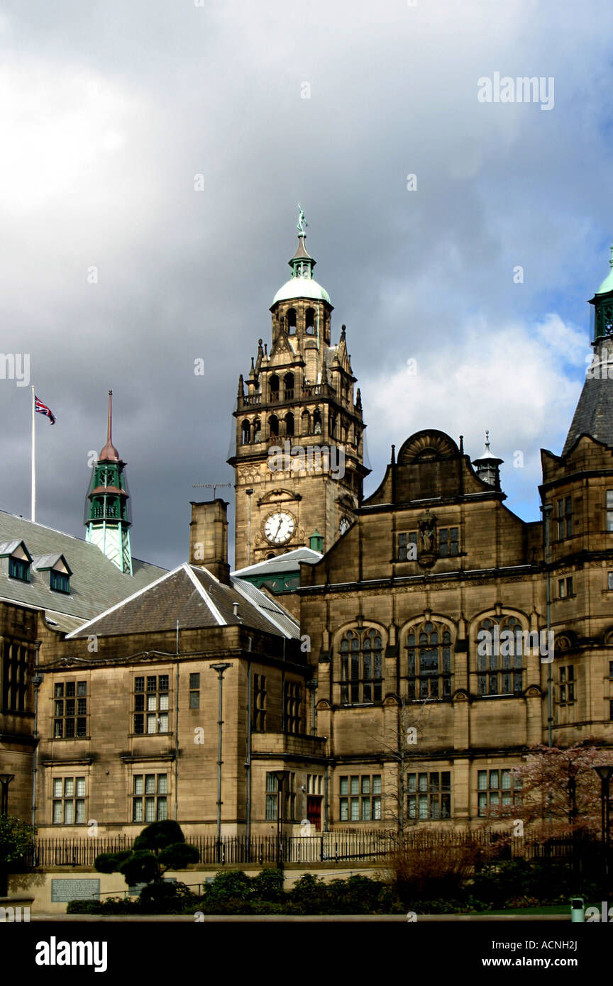 Sheffield Town Hall Portrait View Stock Photo Alamy