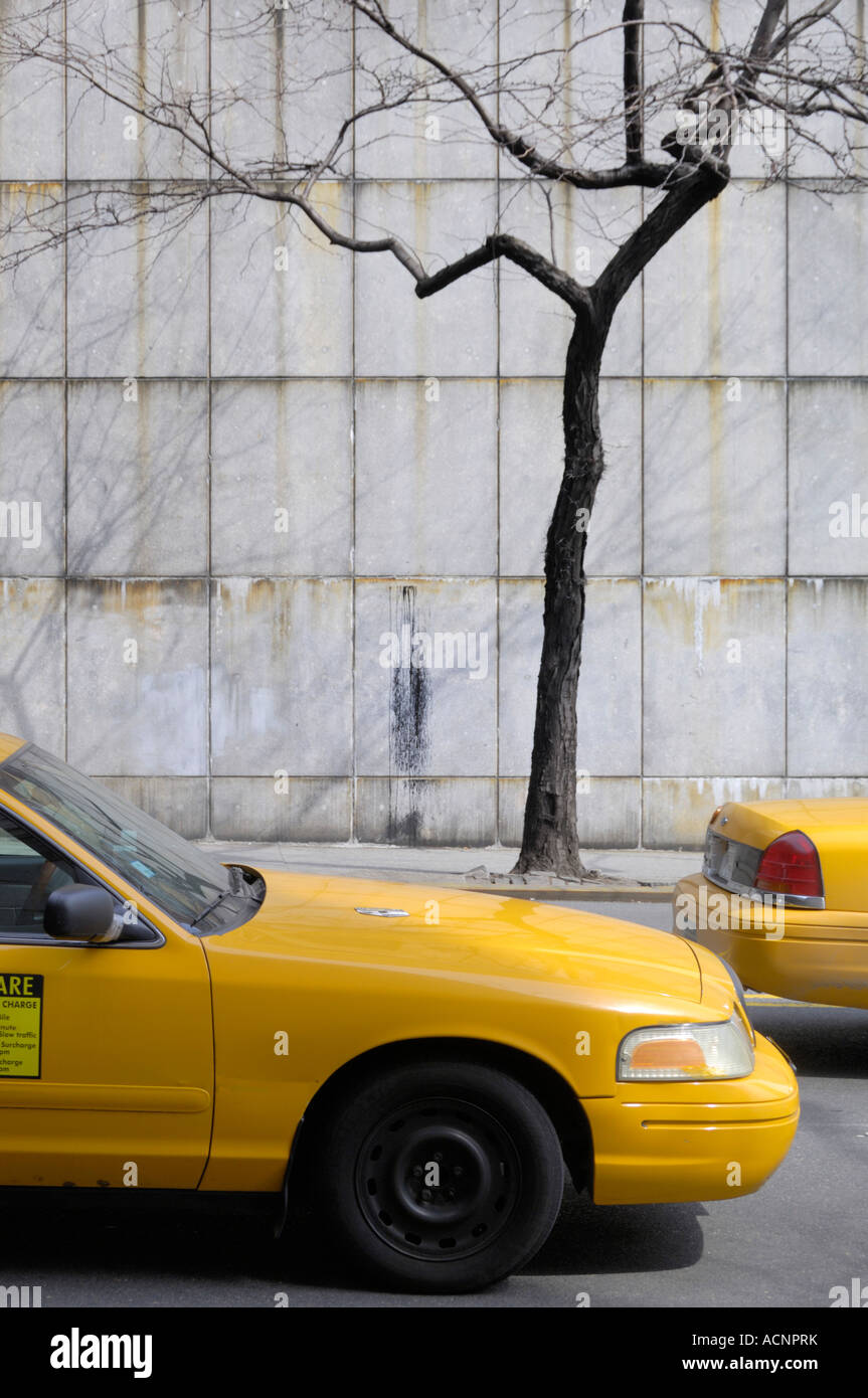 Nyc taxi hi-res stock photography and images - Alamy