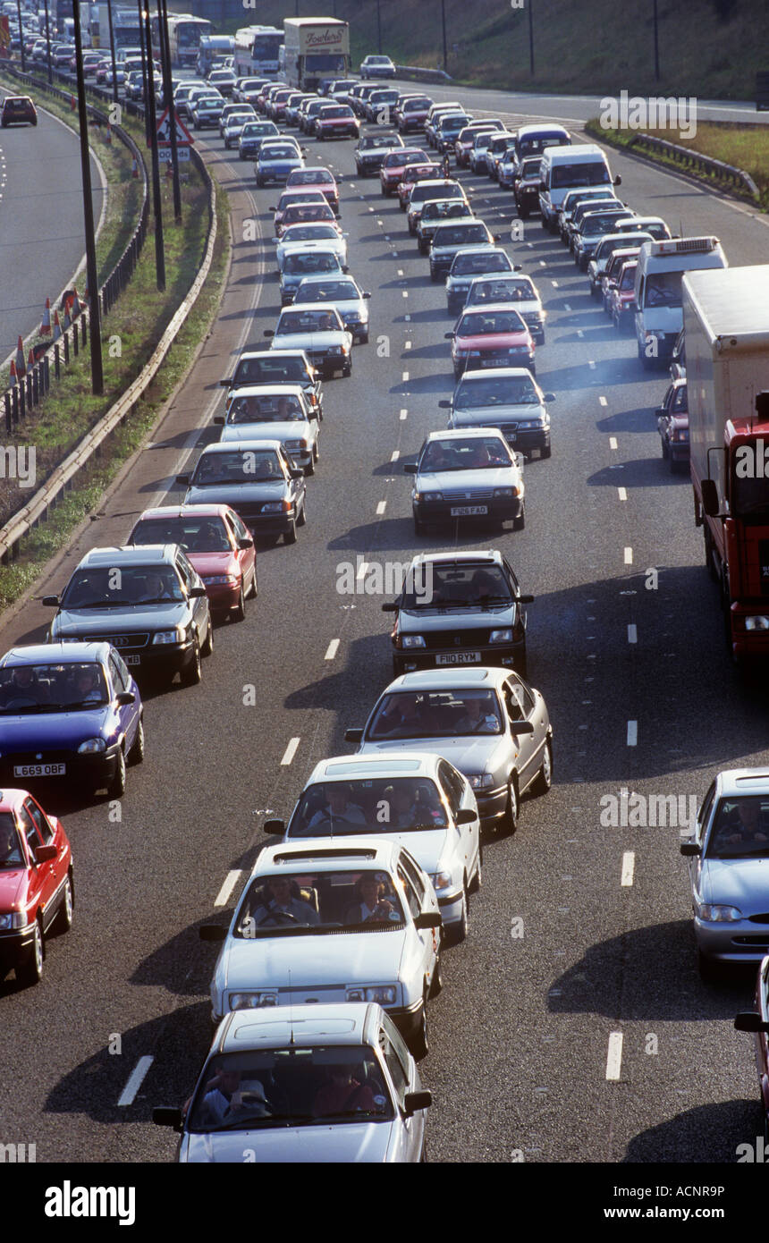 M6 motorway cars vehicles jammed hi-res stock photography and images ...