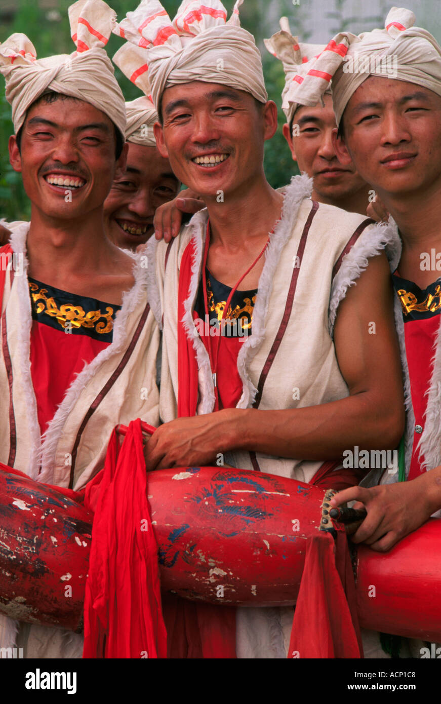 Chinese scarf dance hires stock photography and images Alamy