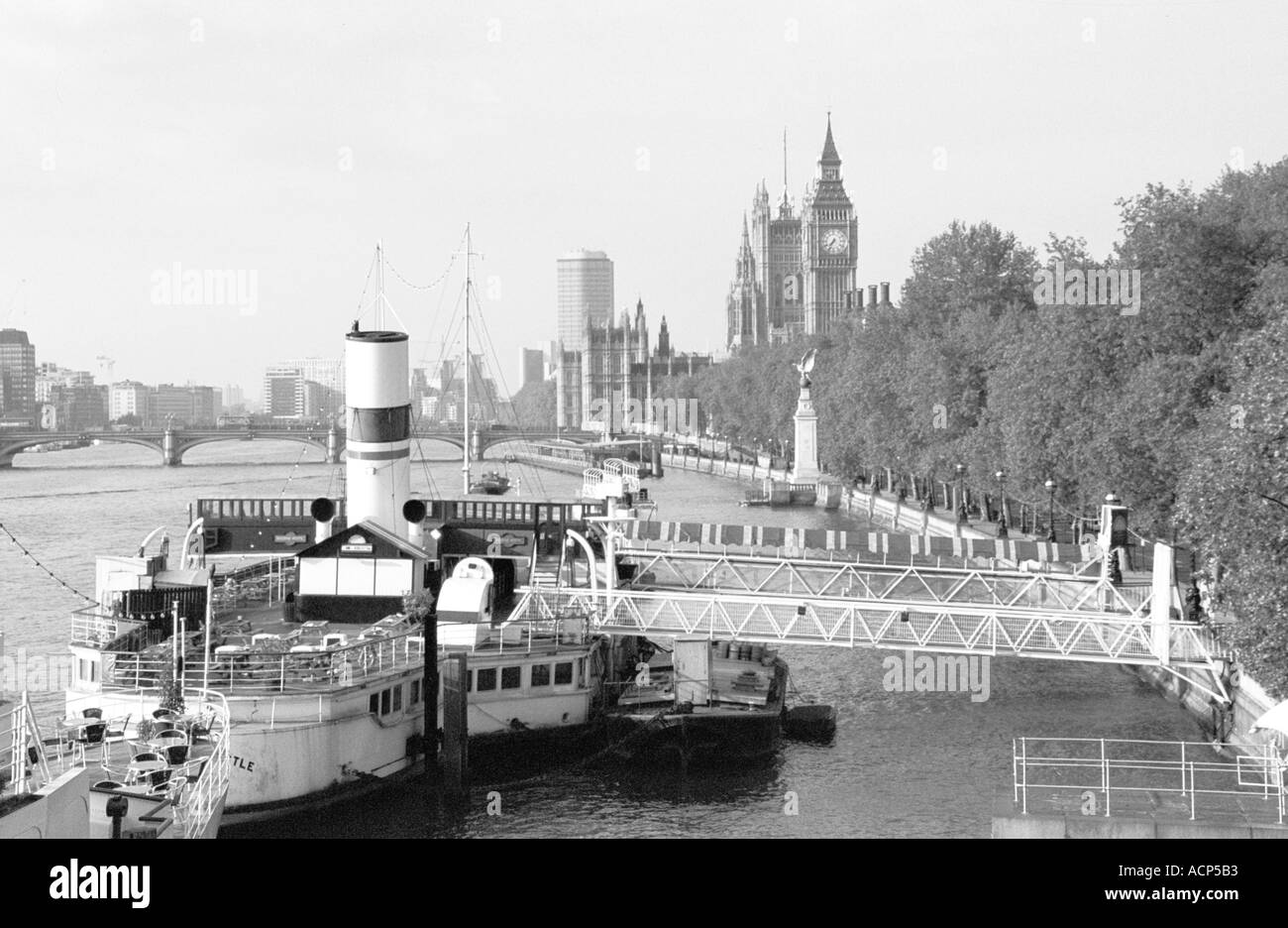 Sights on the thames Black and White Stock Photos & Images - Alamy