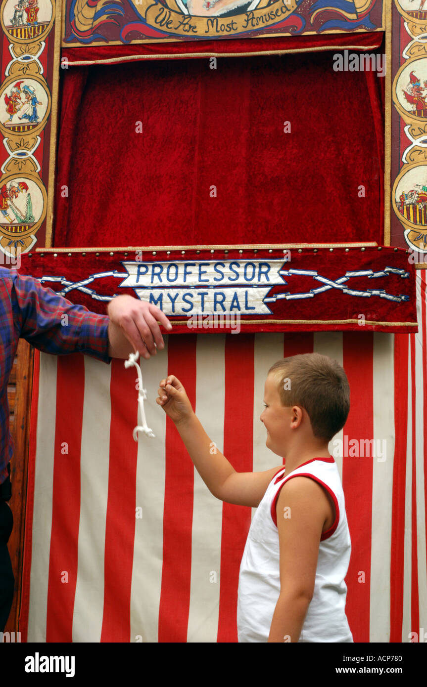 PUNCH AND JUDY show Stock Photo Alamy