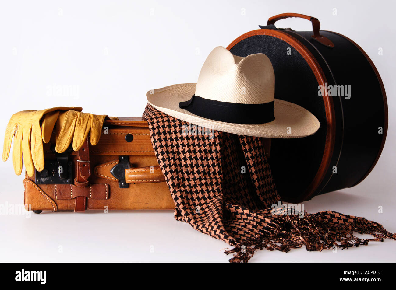 Luggage with hat box and panama hat Stock Photo Alamy