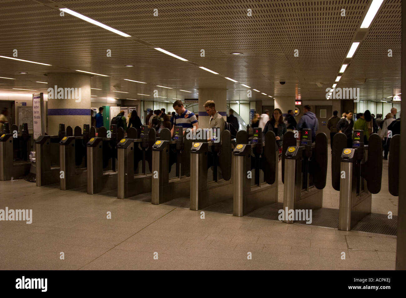 Kings Cross Underground Station Ticket Hall London Stock Photo Alamy