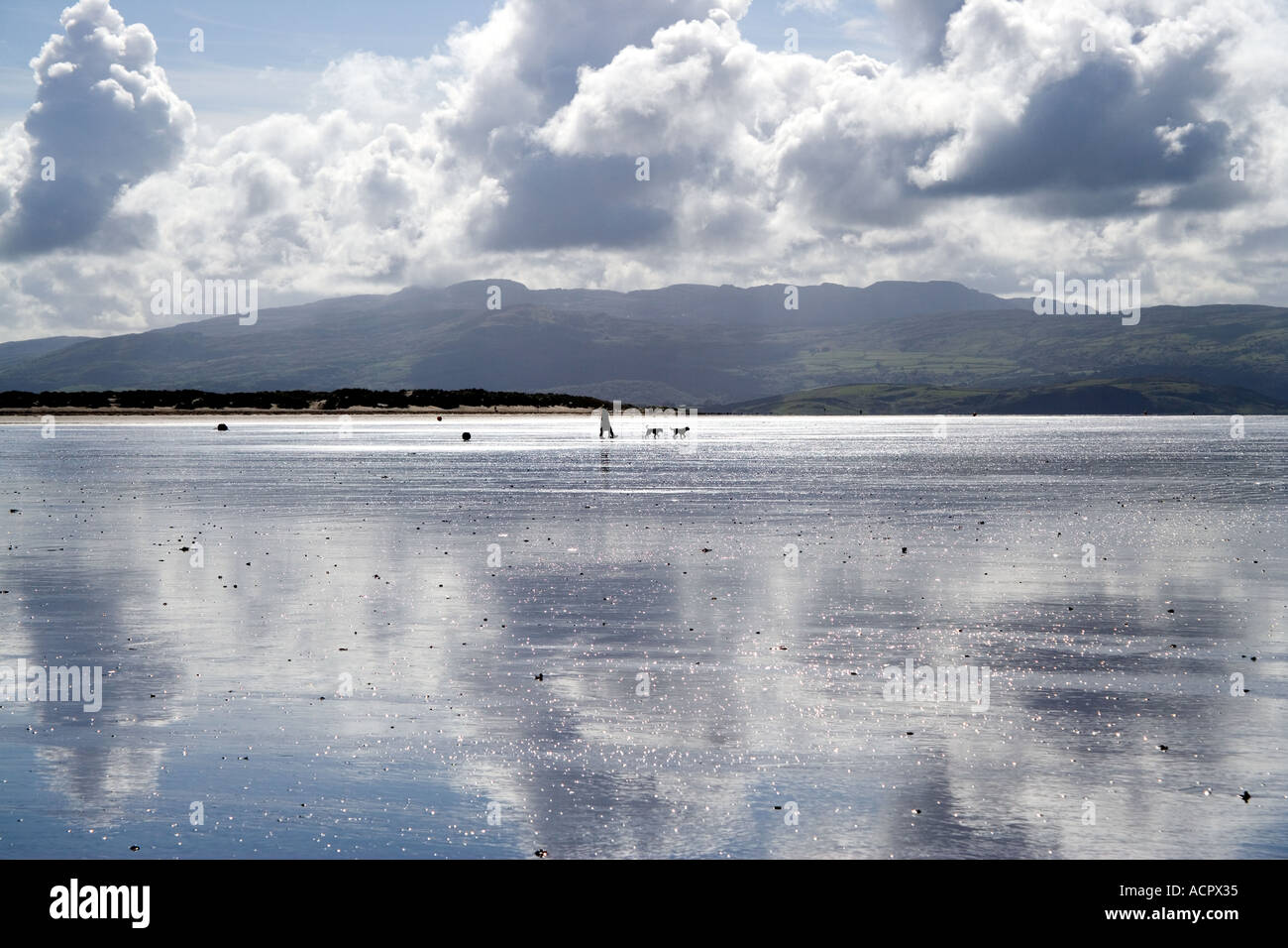 Walking on Black Rock sands North wales Stock Photo - Alamy