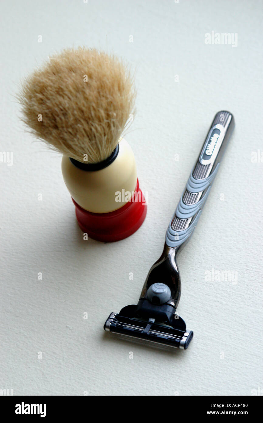 Shaving kit hires stock photography and images Alamy