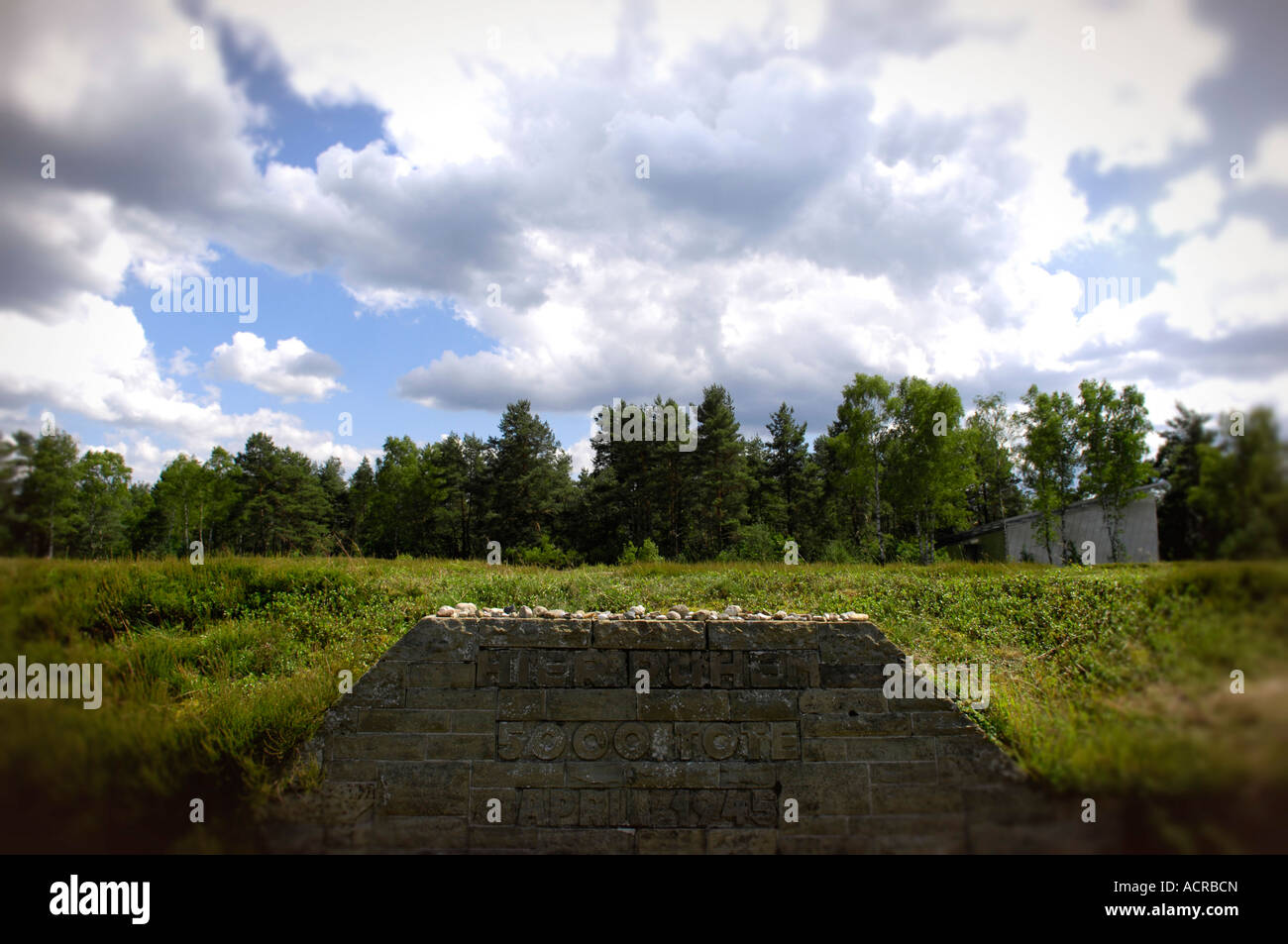 hier ruhen 500 toten here lies 500 dead tribute stones mass grave ...