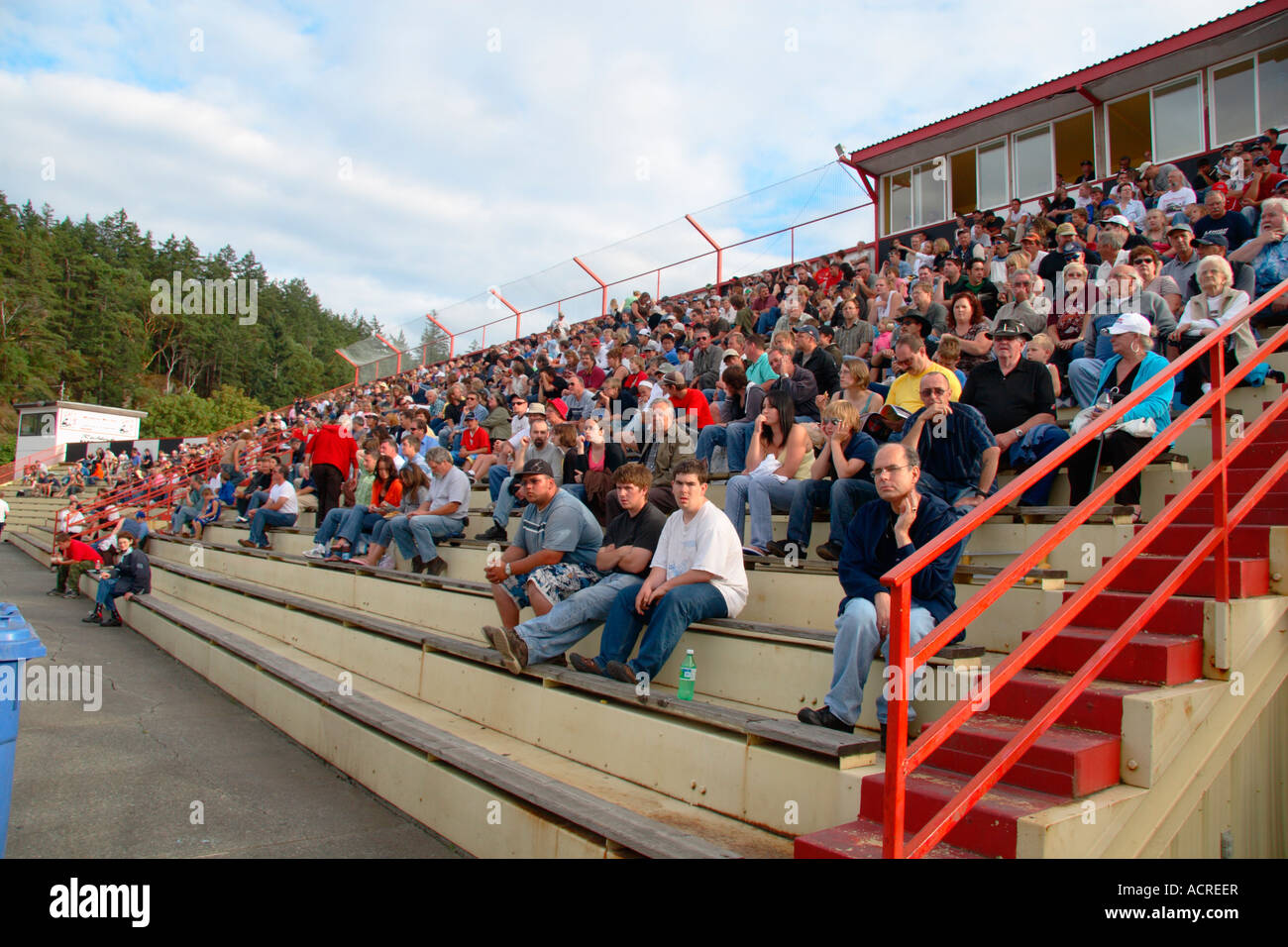 people watching stock car racing Langford B.C. Canada Stock Photo - Alamy