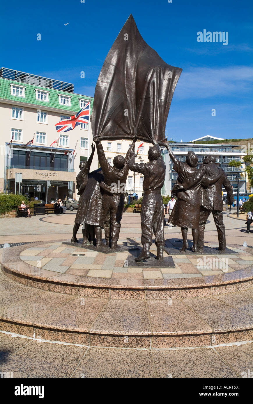 dh Liberation Statue Square ST HELIER JERSEY World War two channel islands german occupation Stock Photo
