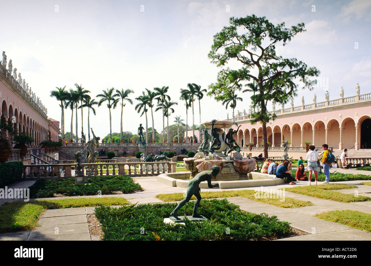 Garden of the ringling museum hires stock photography and images Alamy