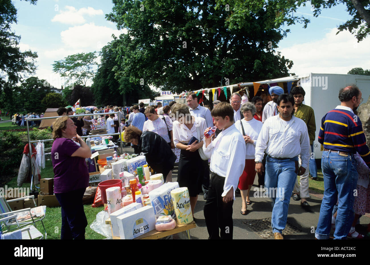 Outdoor market at New Ash Green Kent in the 1980's Stock Photo Alamy