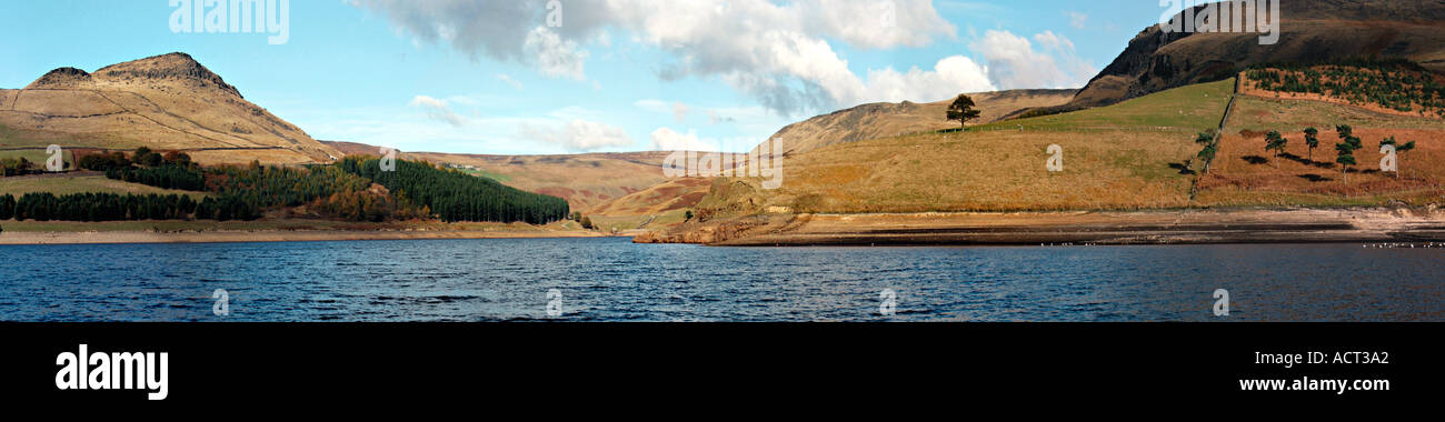 Dovestones reservoir Saddleworth on a sunny autumn day with Aldermans Hill in the background 180 degree panoramic Stock Photo