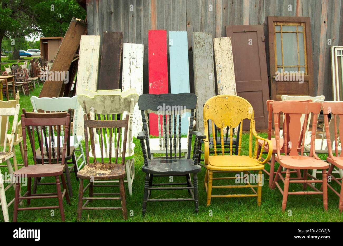 Antiques sale hires stock photography and images Alamy
