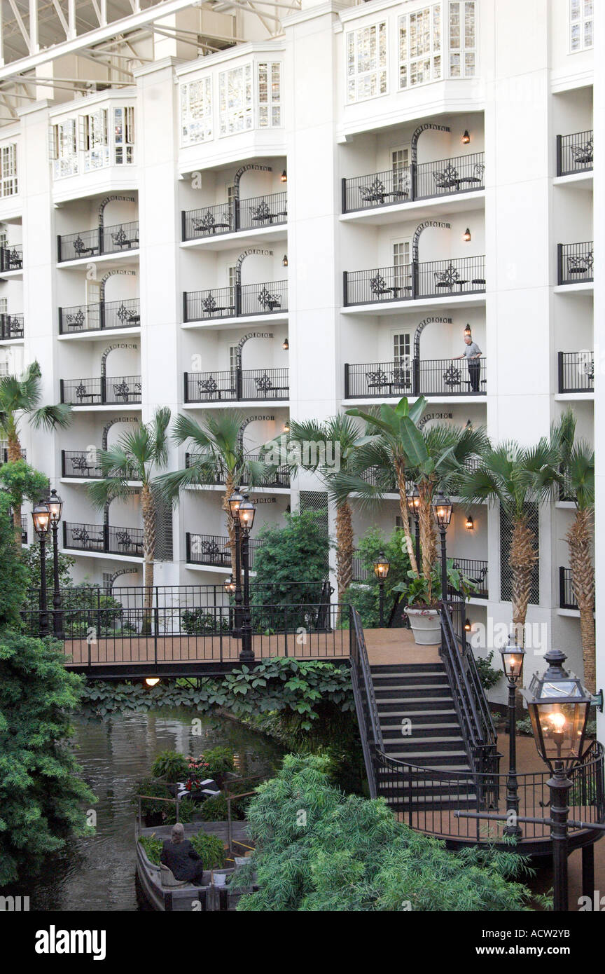Hotel Room Balconies Overlooking The Atrium At The Gaylord