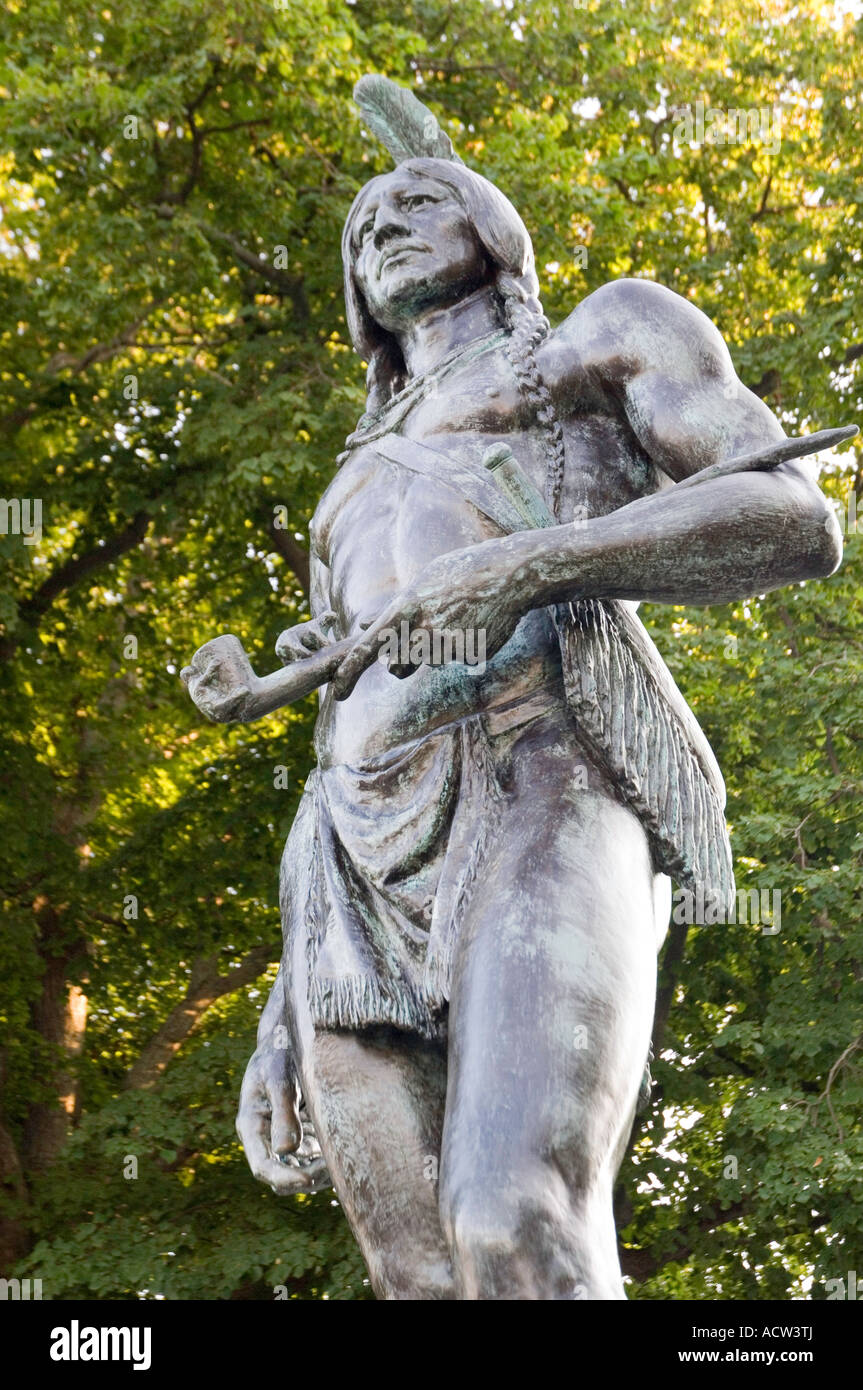 Native American Indian sculpture in Plymouth, Massachusetts Stock Photo