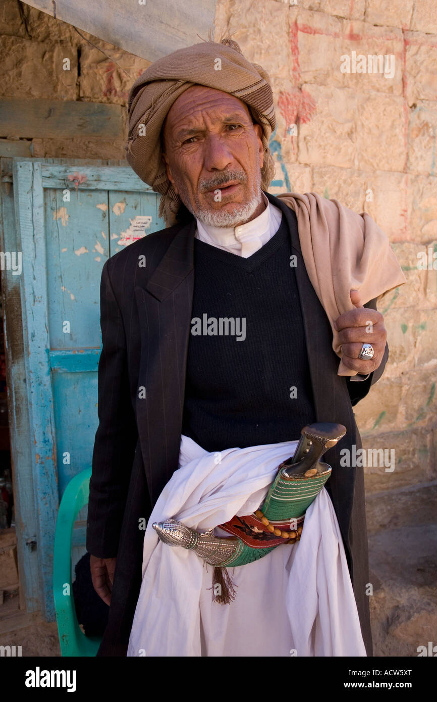 Wearing yemeni hi-res stock photography and images - Alamy