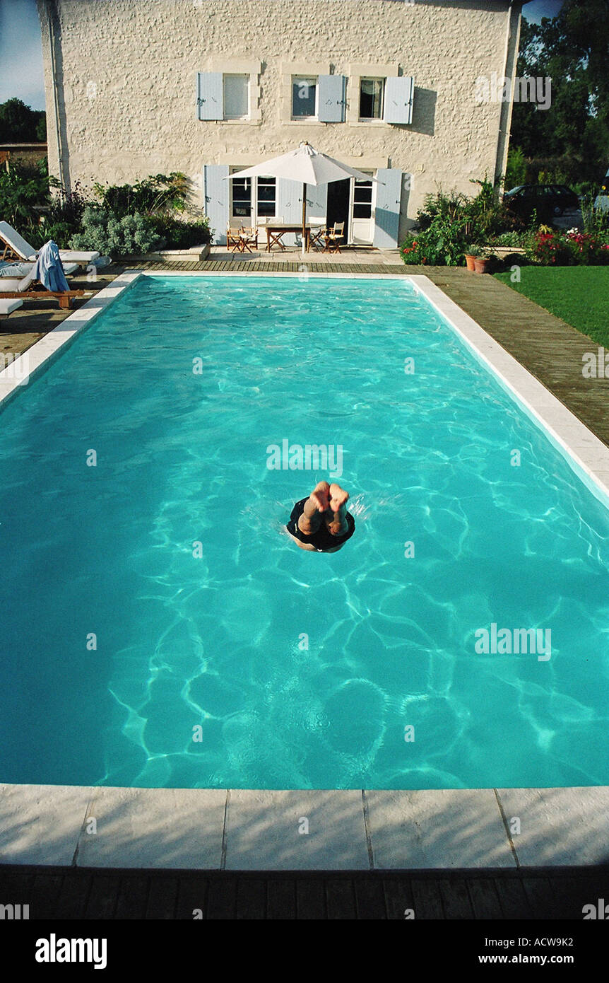 Swimming pool diving action hi-res stock photography and images - Alamy