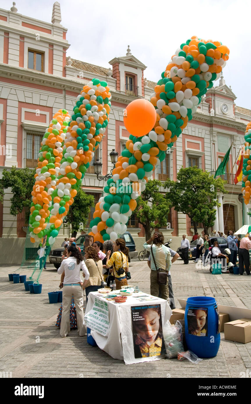 Filling balloon helium hires stock photography and images Alamy