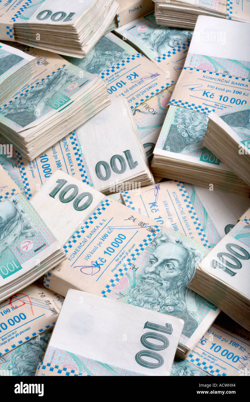 CZECH CURRENCY 100 KORUNA BILLS Stock Photo Alamy