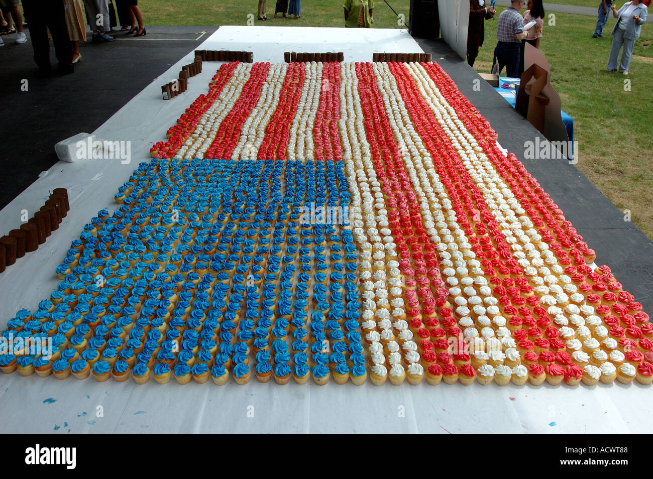 american flag red white blue cupcakes celebration pastry pastries snack ...