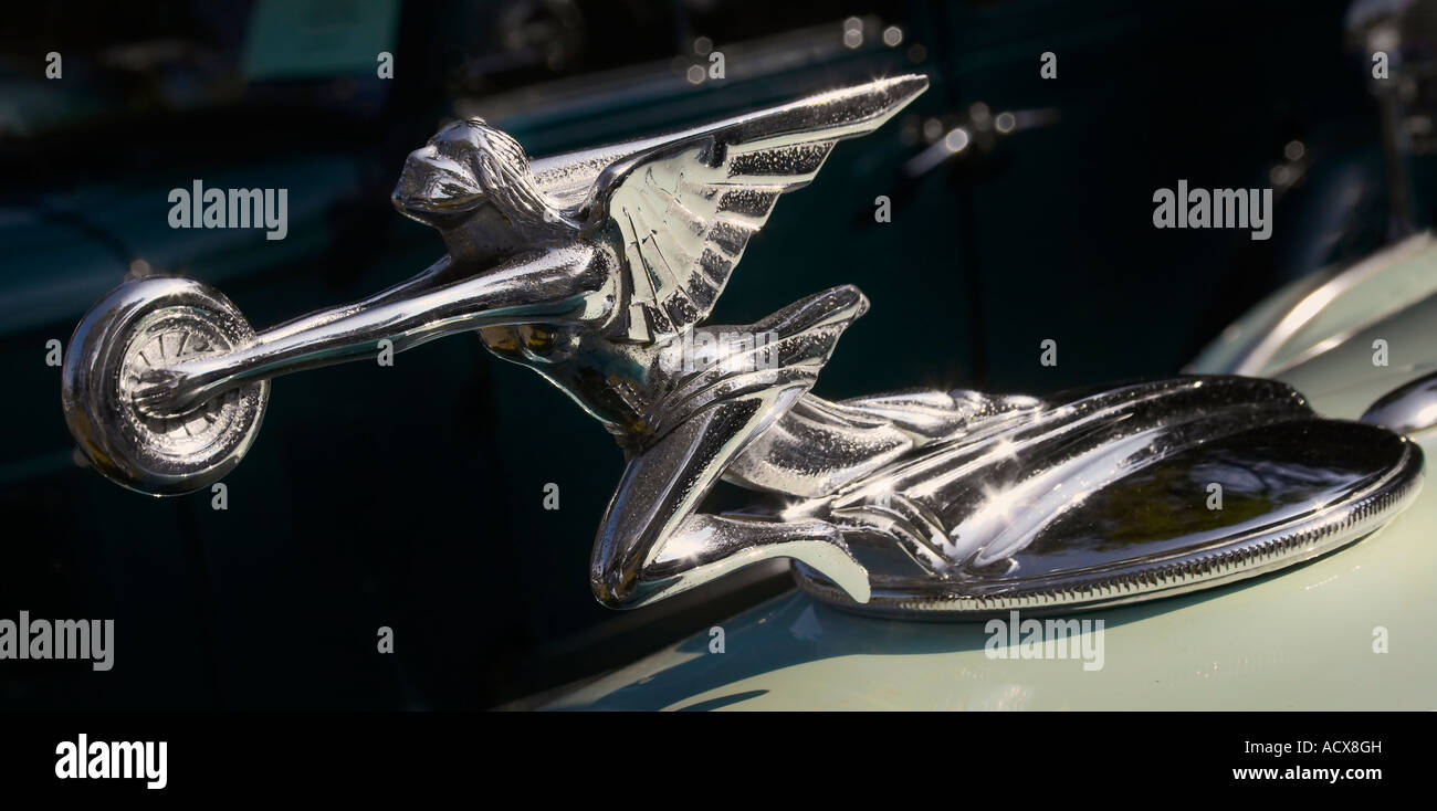 The hood ornament of a 1935 Packard Stock Photo Alamy