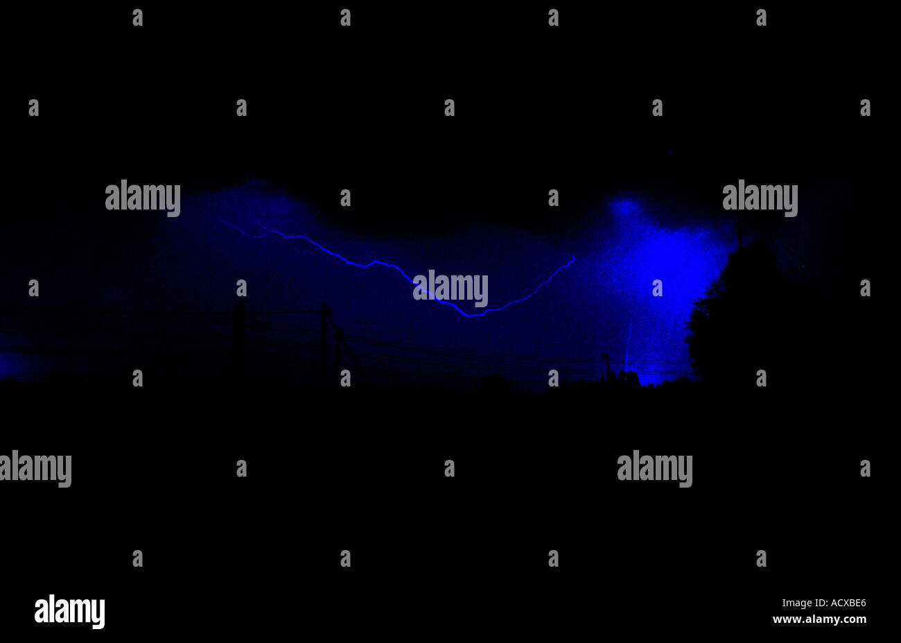 Blue night nighttime cloud hi-res stock photography and images - Alamy