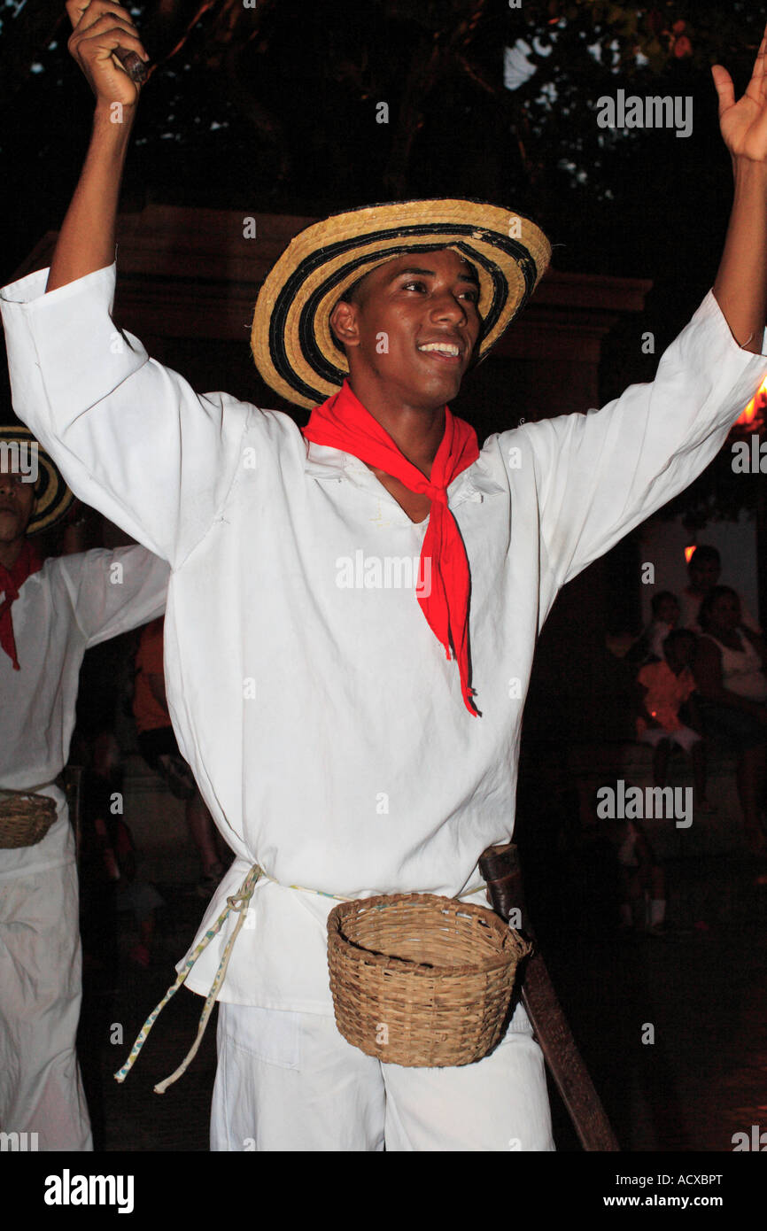 Cumbia dance colombia hi-res stock photography and images - Alamy