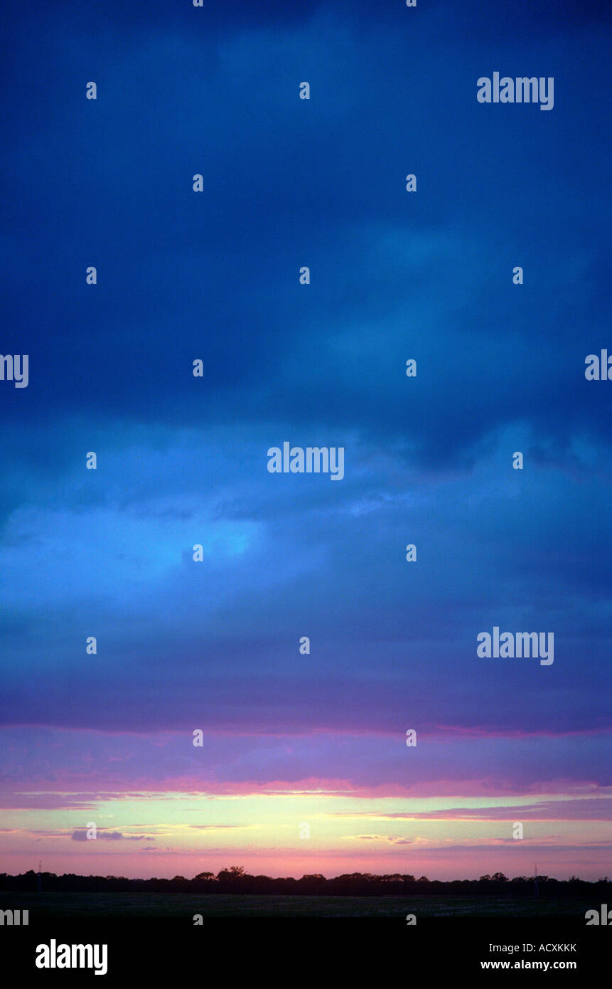 The sunset and the sky hi-res stock photography and images - Alamy