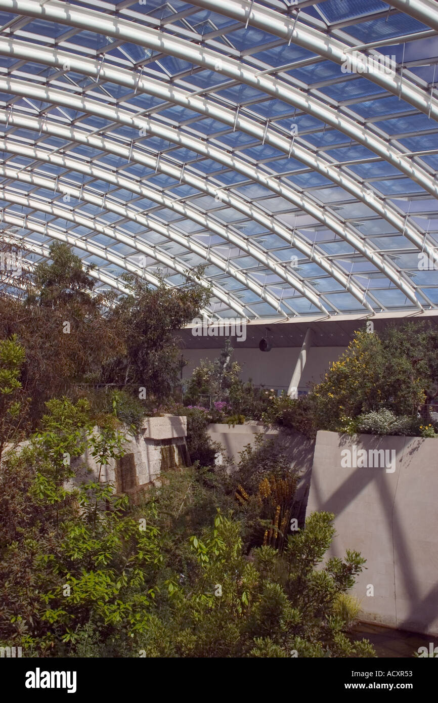 Unsupported structure hires stock photography and images Alamy