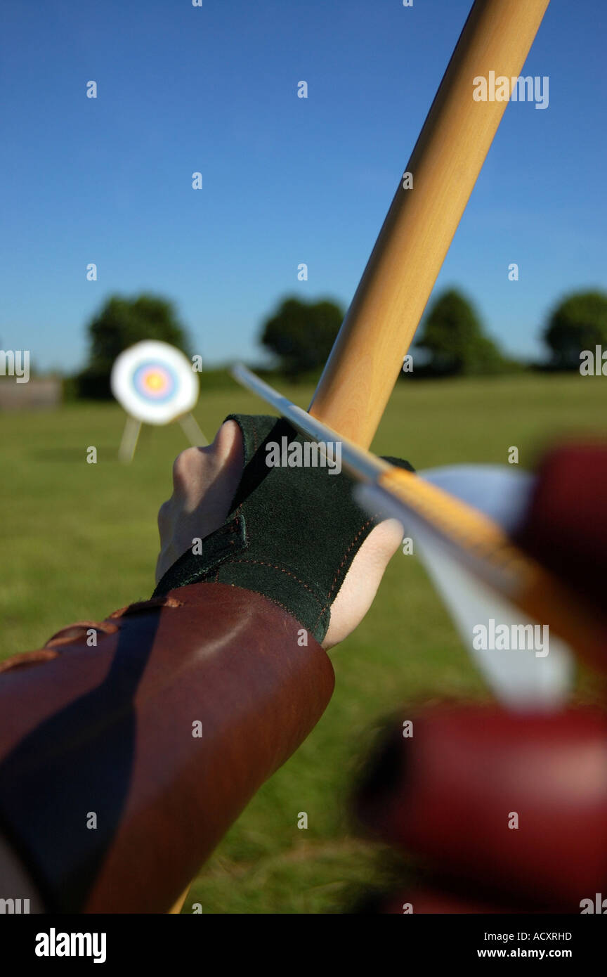 English longbow hires stock photography and images Alamy