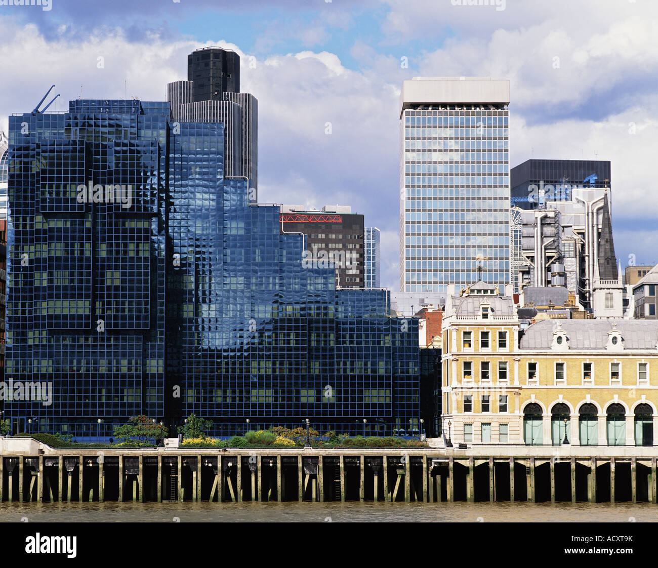 GB LONDON  CITY POOL OF LONDON Stock Photo