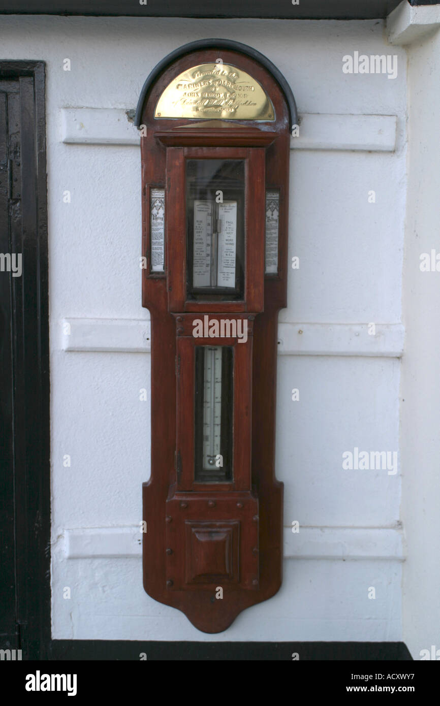 Mercury barometer hires stock photography and images Alamy